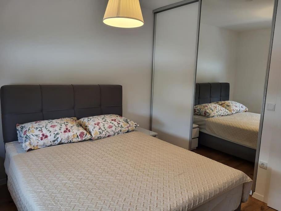 Novoureden Stan Apartment เวลิคาโกริตซา ภายนอก รูปภาพ